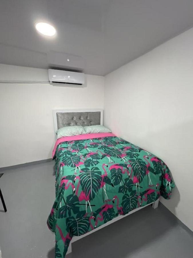 Sunrise Internet Cafe And Hotel Las Terrenas Bagian luar foto